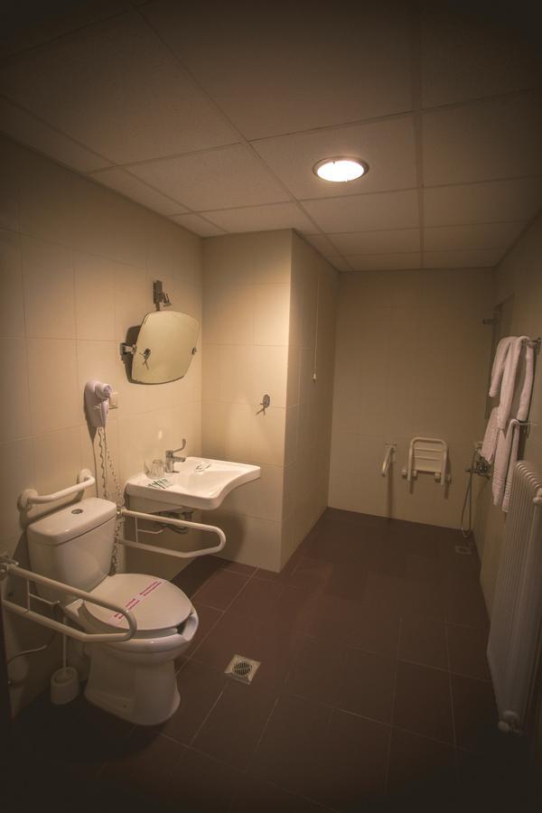 Hotel Cronos อาร์ตา ภายนอก รูปภาพ