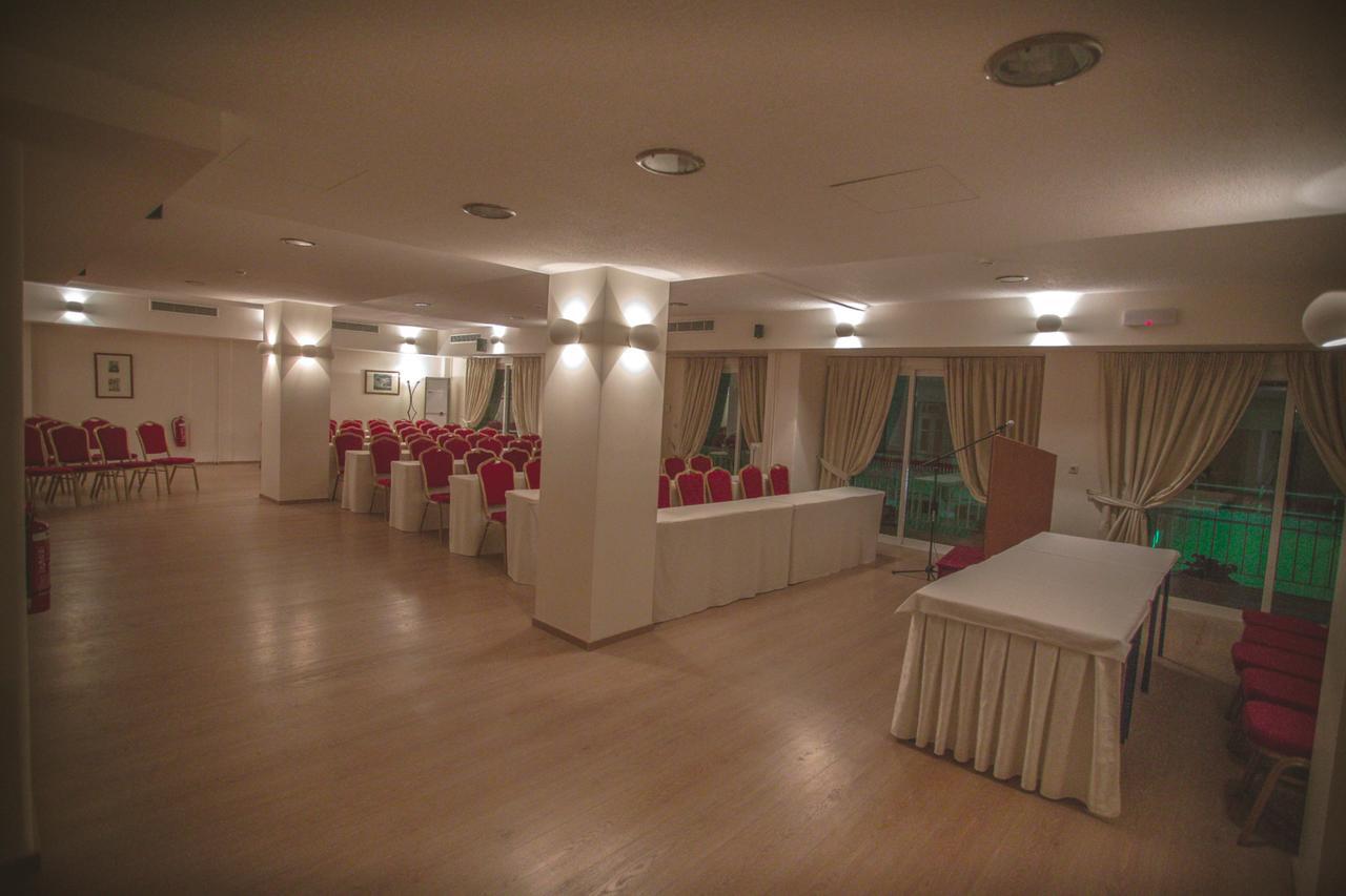 Hotel Cronos อาร์ตา ภายนอก รูปภาพ