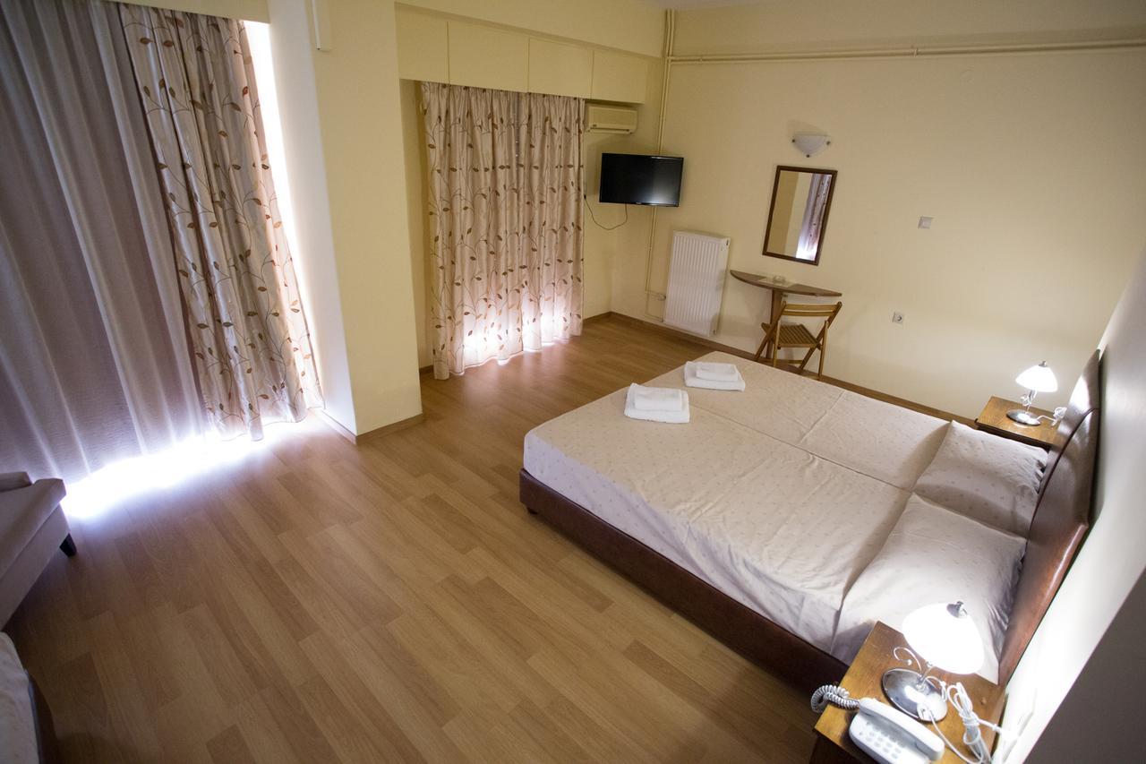 Hotel Cronos อาร์ตา ห้อง รูปภาพ